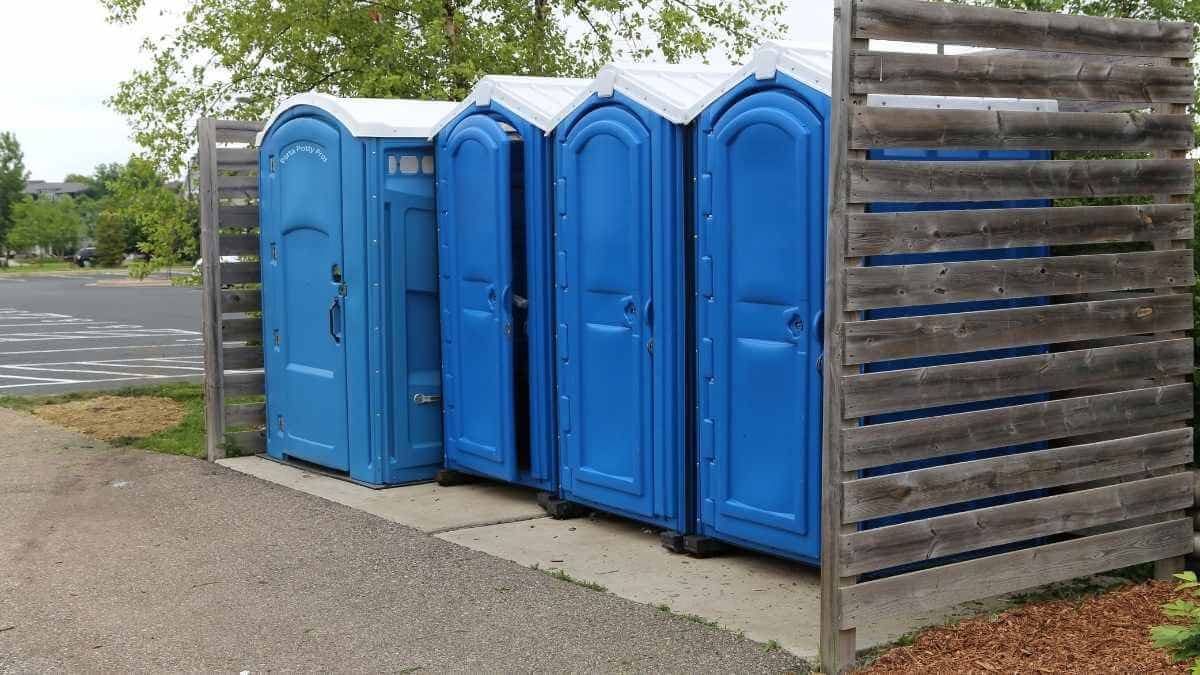 VIP Trailer Restrooms - Porta Potty Rental Pros - Porta Potty Rentals services in Burlison, TN